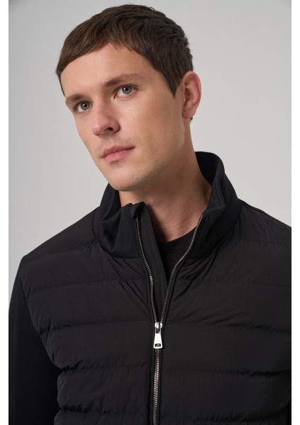 Erkek Siyah Poliamid Kısa Kapitone Mont modelleri