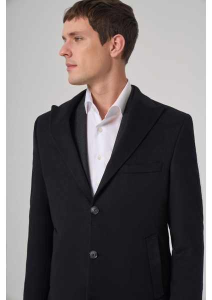 Erkek Siyah Yünlü Düz Dynamic Fit Sivri Yaka Kaban modelleri