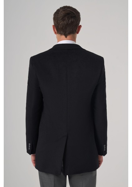 Erkek Siyah Yünlü Düz Dynamic Fit Sivri Yaka Kaban indirimleri