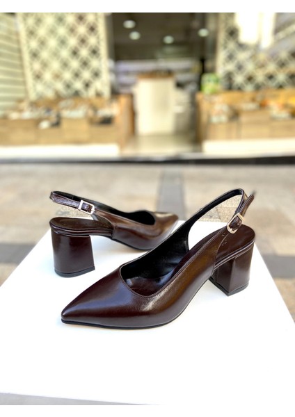 Kalın Topuklu Arkası Açık 6 cm Topuklu Ayakkabı 01651 fiyatları