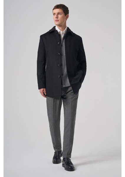 Erkek Siyah Düğmeli Berberi Yaka Dynamic Fit Kaban fırsatları