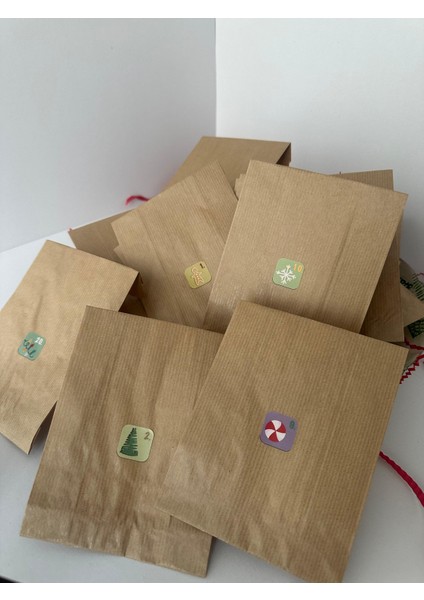 Yılbaşı Mini Hediye Kutusu – Advent Calendar | 31 Günlük Sticker ve Mini Hediye Seti | Çocuk & Aile Için Günlük Sürprizler indirimleri