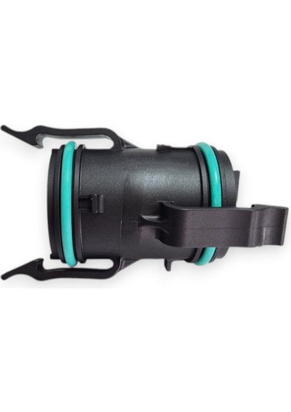 Skoda Octavia 2017-2020 Tsi Motor Turbo Ara Boru Plastik 04E145875F indirimleri