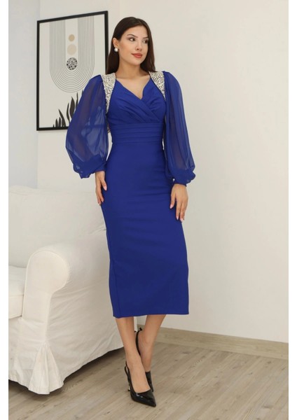 Işlemeli Omuz Detaylı Balon Kollu Kruvaze Yaka Midi Elbise 2326-SAKS modelleri