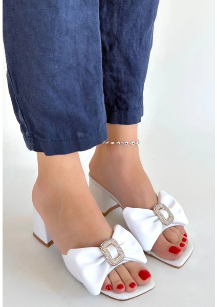 Nrzsnt Niyyar Beyaz Cilt Topuklu Terlik (Numara: 37) fiyatları