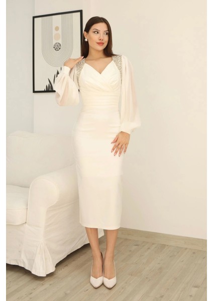 Işlemeli Omuz Detaylı Balon Kollu Kruvaze Yaka Midi Elbise 2326-BEYAZ