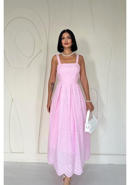 Pembe Askılı Aparatlı Brode Elbise