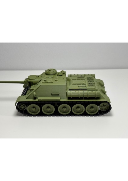 SU-100 Tank Avcısı Model Kiti 1/35 Ölçekli