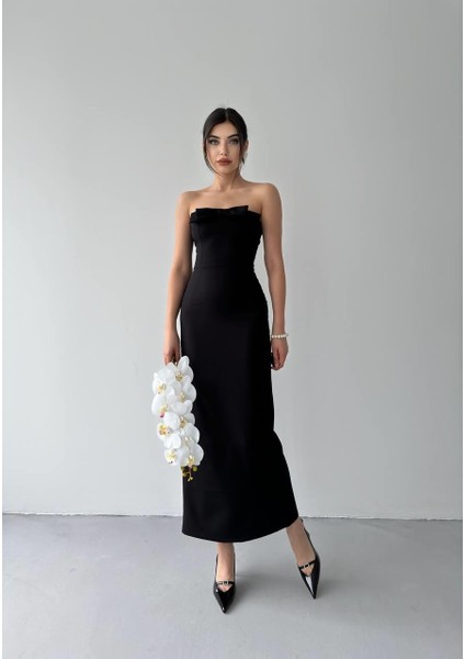 Önü Kurdaleli Kaelm Elbise