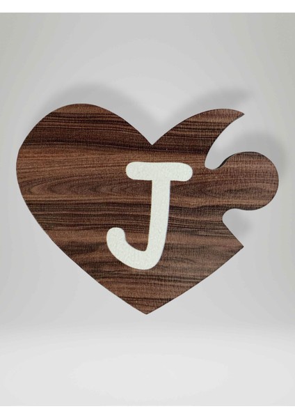 J Harfi (Sol Parça) – Ahşap Puzzle Kalp Harf Magnet – Buzdolabı Süsü – Ikili Uyumlu (KOD:1013)