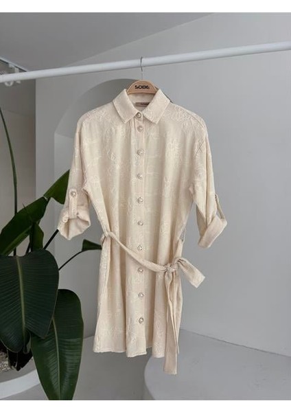 Süzene Nakışlı ve Gold Düğmeli Elbise 2742