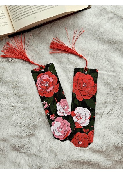 Gül Desenli Kabartmalı 2li Kitap Ayracı fiyatları