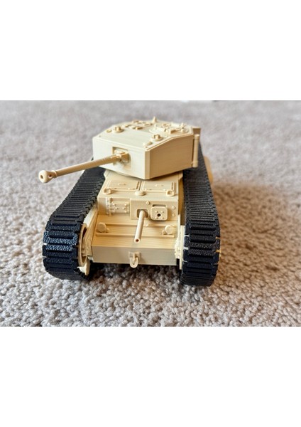 Churchill Piyade Tankı Model Kiti 1/35 Ölçekli fiyatları