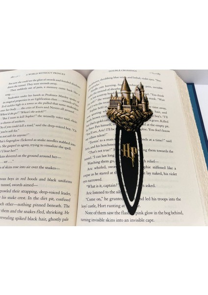 Harry Potter Hogwarts Castle Kabartmalı Kitap Ayracı 2li Set ( Hp Seçmen Şapka Anahtarlık Hediyeli )
