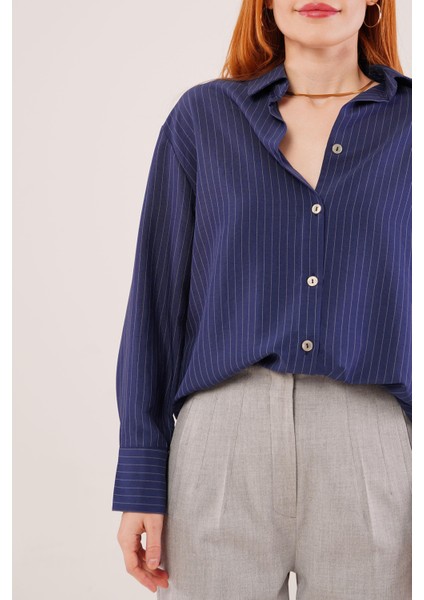 Ince Çizgi Detaylı Lacivert Gömlek modelleri