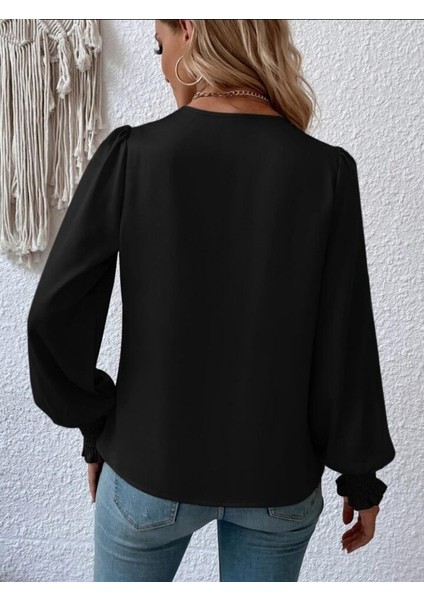 Kadın Uzun Kollu Dökümlü Kruvaze Yaka Kol Ucu Gipeli Sandy Bluz fırsatları