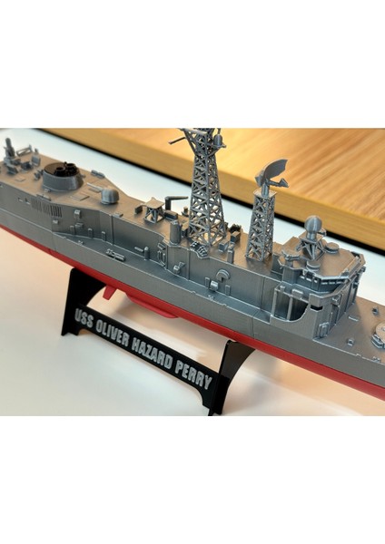 Uss Perry Fırkateyni Model Kiti 1/350 Ölçekli indirimleri