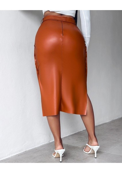 Buğrahayalin Kadın Yüksek Bel Kuşaklı Yanlardan Düğmeli Mini Deri Etek