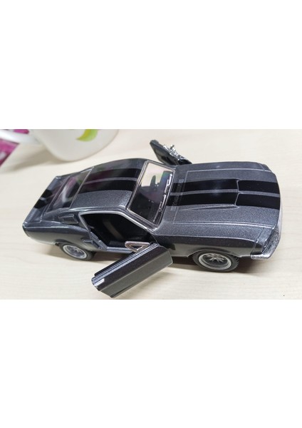 Kinsmart Oyuncak Metal Model Araba 1/36 Çek Bırak 1967 Siyah Shelby GT-500 Füme fiyatları