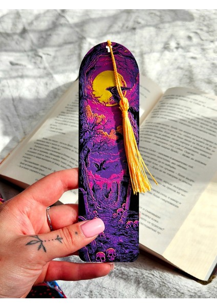 Ravenwatch Mezarlığı Kabartmalı Kitap Ayracı