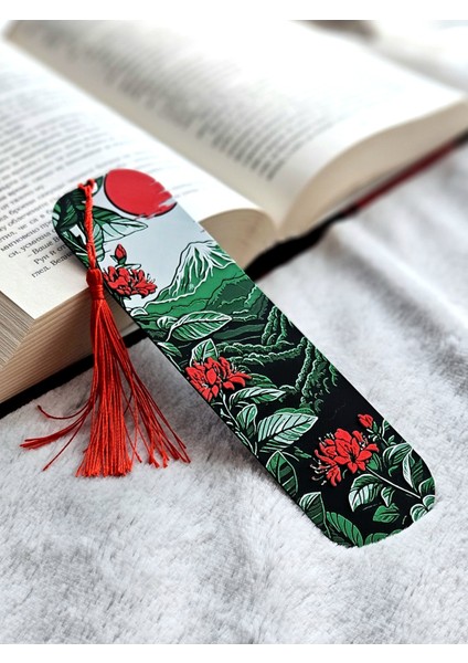Fuji Çiçekleri Desenli Kabartmalı Kitap Ayracı modelleri