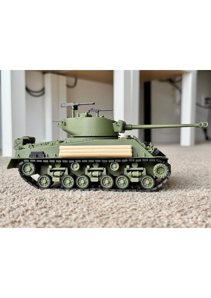 M4A3E8 Sherman Fury Tank Model Kiti 1/35 Ölçekli indirimleri