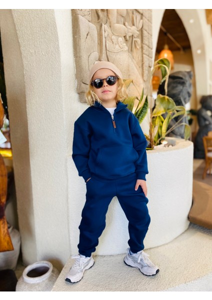 Erkek / Kız Çocuk Dik Yaka Sweatshirt Kangru Cepli 3 Iplik Şardonlu indirimleri