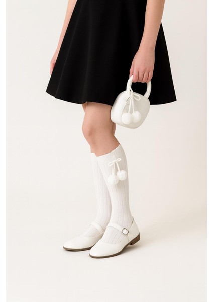 Kız Çocuk Ponponlu Dizaltı Çorap Beyaz