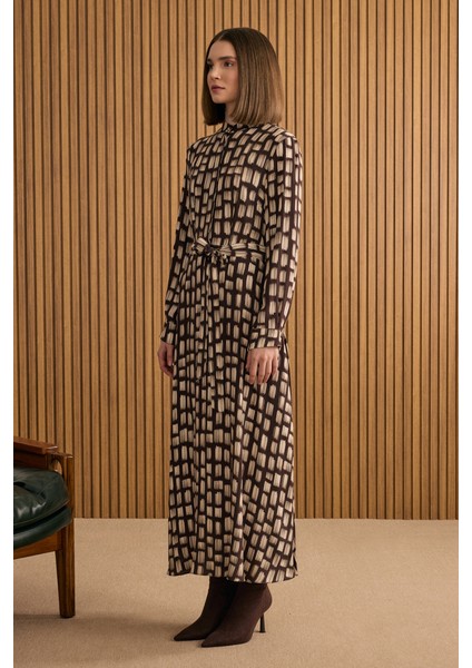 Desenli Viscon Elbise indirimleri