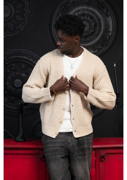 Oversize Crop Model V Yaka Düğme Kapamalı Örgü Hırka