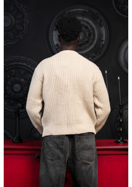 Oversize Crop Model V Yaka Düğme Kapamalı Örgü Hırka fırsatları