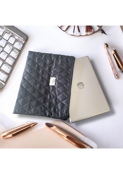 15:16 Inç Laptop Çantası Siyah