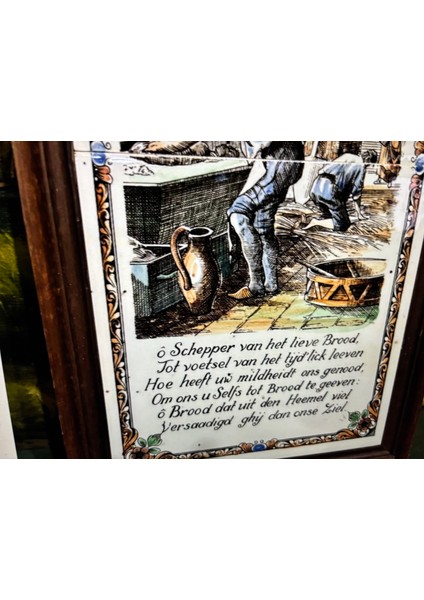 Batı Almanya Dönemi Ahşap Çerçevesinde Porselen Tablo 34 cm 19 cm Ölçülerinde