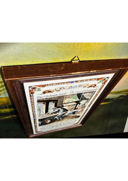 Batı Almanya Dönemi Ahşap Çerçevesinde Porselen Tablo 34 cm 19 cm Ölçülerinde modelleri