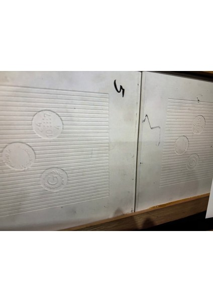 Batı Almanya Dönemi Ahşap Çerçevesinde Porselen Tablo 34 cm 19 cm Ölçülerinde indirimleri