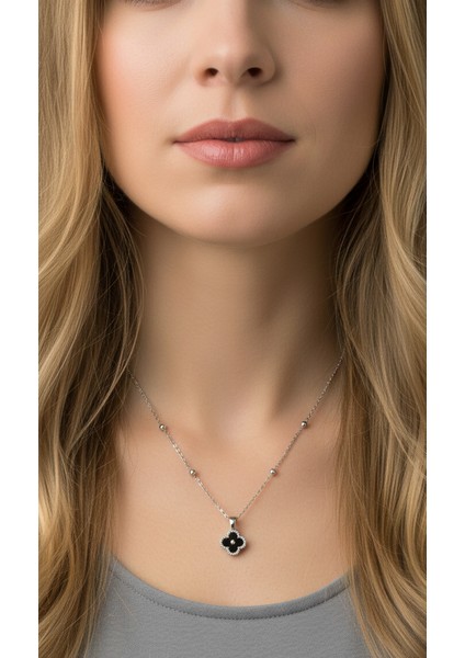 Gümüş Renk Van Cleef Yonca Siyah Taşlı Model Top Zincir Çelik Kolye