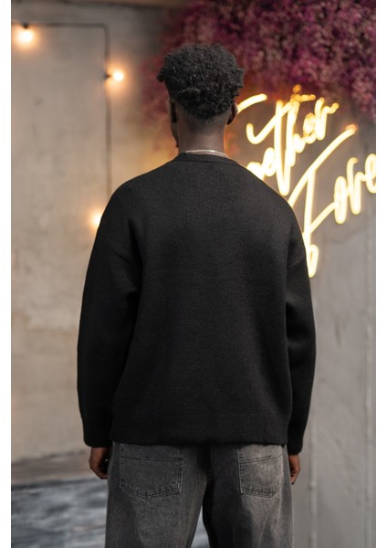 Oversize V Yaka Düğme Kapamalı Salaş Model Hırka indirimleri