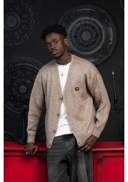 Oversize V Yaka Düğme Kapamalı Salaş Model Hırka fiyatları