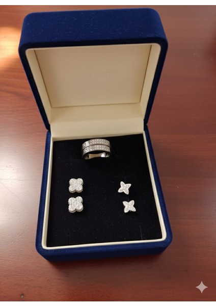 Zirkon Taşlı Üçlü Küpe Seti fiyatları