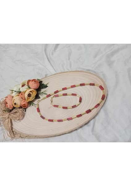 Şık Kırmızı Modern Kolye ve Bileklik Takı Seti