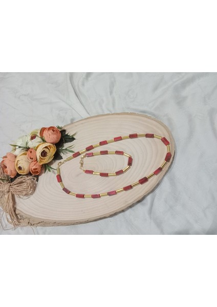 Şık Kırmızı Modern Kolye ve Bileklik Takı Seti fiyatları