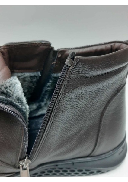 Hakiki Deri Bağcıksız Fermuarlı Esnek Kauçuk Tabanlı Içi Tüylü Kahverengi Kışlık Erkek Bot C-8951343RTTO indirimleri