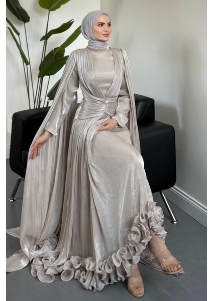 Rienne Pelerinli Pliseli Jan Jan Abiye Taş