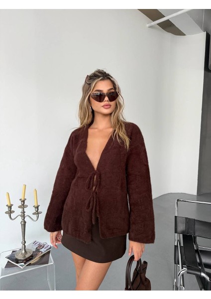 Kahverengi Bağlamalı Sakallı Triko modelleri