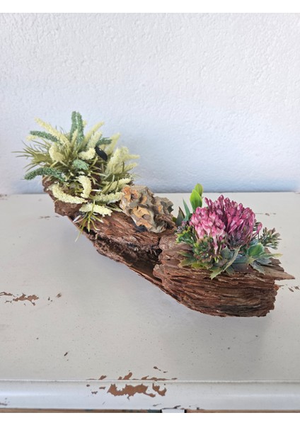 El Yapımı Doğal Ağaç Kabuğu Dekor – Mor & Beyaz Yapay Çiçekli Masa Süsü fiyatları