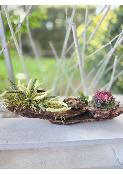 El Yapımı Doğal Ağaç Kabuğu Dekor – Mor & Beyaz Yapay Çiçekli Masa Süsü indirimleri