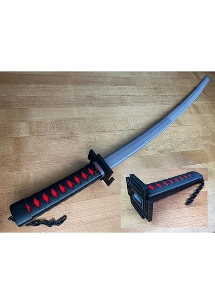 Açılır Kapanır Siyah Kırmızı Katana – Dekoratif Tarzı Oyuncak Kılıç, Koleksiyonluk Samuray Kılıcı, Gerçekçi Görünüm, Stand Dahil, 90 cm modelleri
