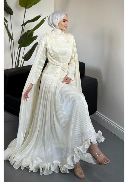 Rienne Pelerinli Pliseli Jan Jan Abiye Ekru