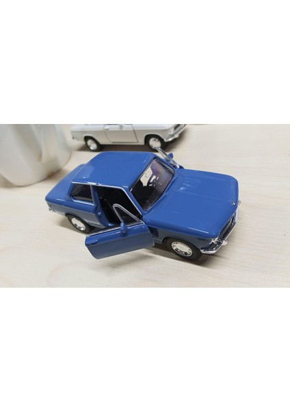 Oyuncak Metal Model Araba 1/36 Çek Bırak Bmw 2002 Ti Turkuaz