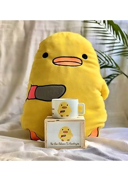 Yar Ben Belanın Ta Kendisiyim Civciv Tasarımlı Kutulu Kupa ve Yastık Set modelleri